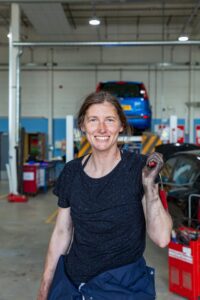 What to expect from mechanic schools